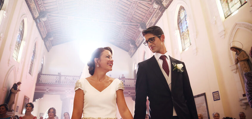Marina y Javi, una boda en el Seminario de Málaga