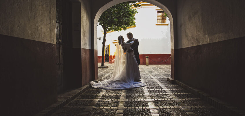 Jorge y Tania, una postboda entre Sevilla y Triana