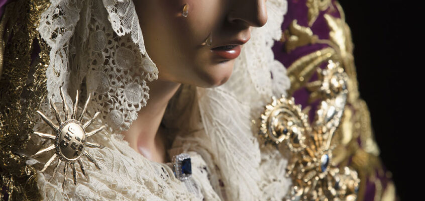 Santa María del Monte Calvario . Besamano 2019