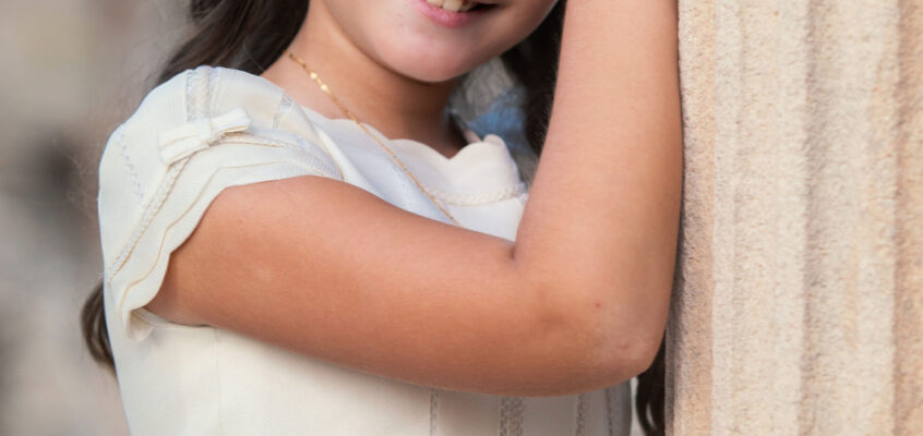 Reportaje de Comunión en exteriores con Clara