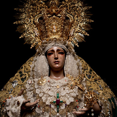 Nueva Esperanza de Málaga en su trono procesional. Semana Santa 2022