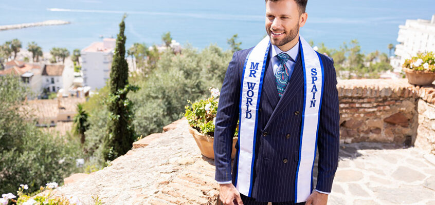 PRENSA NACIONAL. Toni Company , Míster Mundo España 2023 para HOLA! , SEMANA y DIEZ MINUTOS