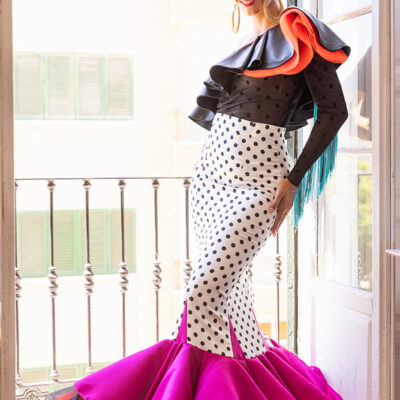Moda flamenca. Miss Mundo Málaga 2024