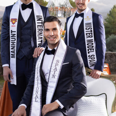 Posado Navidad misses y míster. España 2024