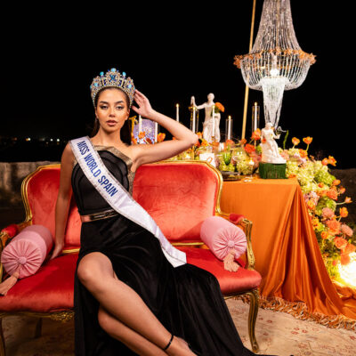 Posado Navidad misses y míster. España 2024