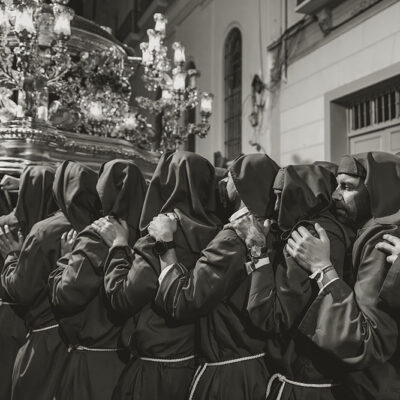 LUNES SANTO - EL MEJOR PATRIMONIO ES EL HUMANO