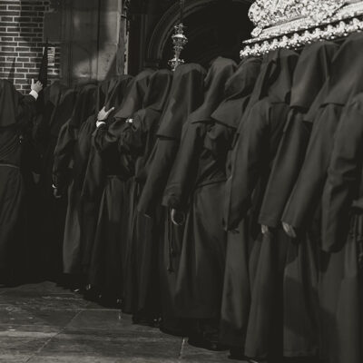 LUNES SANTO - EL MEJOR PATRIMONIO ES EL HUMANO