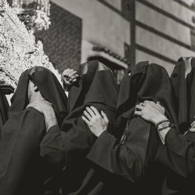 LUNES SANTO - EL MEJOR PATRIMONIO ES EL HUMANO