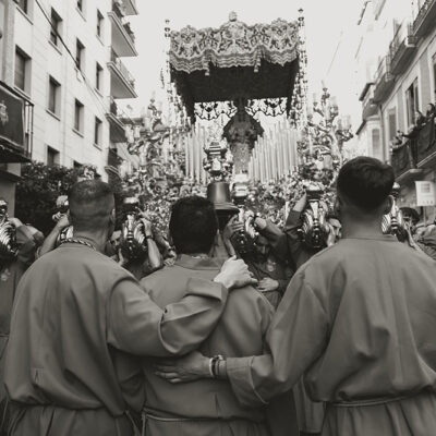 MIÉRCOLES SANTO - EL MEJOR PATRIMONIO ES EL HUMANO