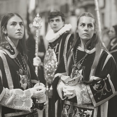 MIÉRCOLES SANTO - EL MEJOR PATRIMONIO ES EL HUMANO