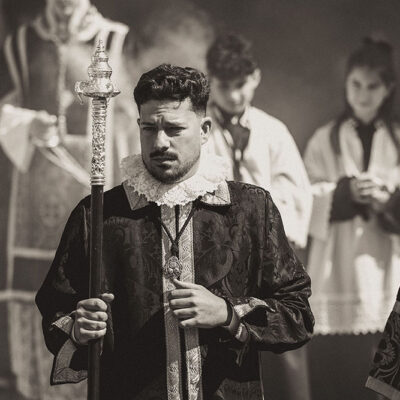 VIERNES SANTO - El mejor Patrimonio es el Humano